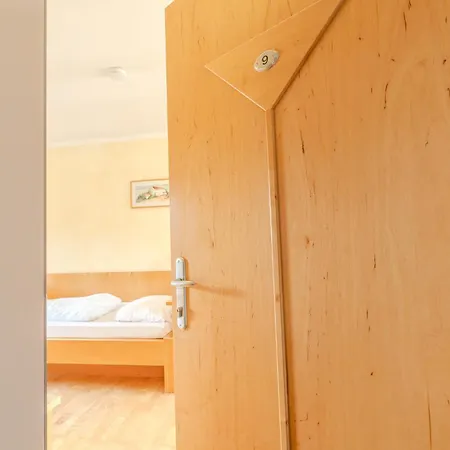 Whats-app Self-check-in - Maria Theresia Appartement *