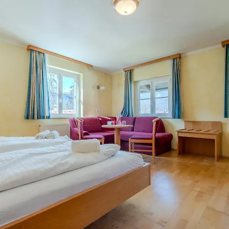 Whats-app Self-check-in - Maria Theresia Appartement *
