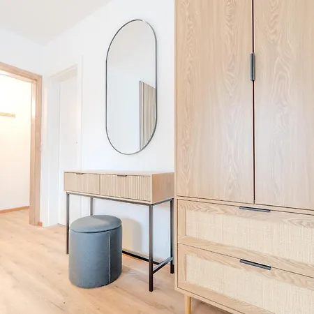 Whats-app Self-check-in - Maria Theresia Apartment Bad Goisern