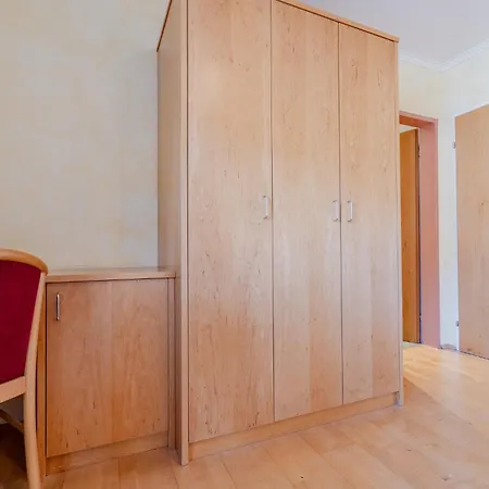 Whats-app Self-check-in - Maria Theresia Apartment Bad Goisern